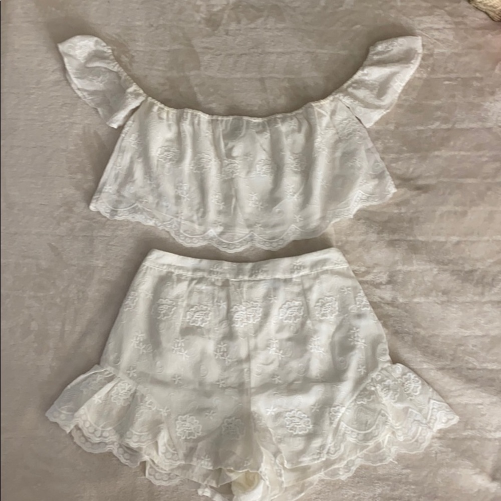 Off the shoulder crop top & short set